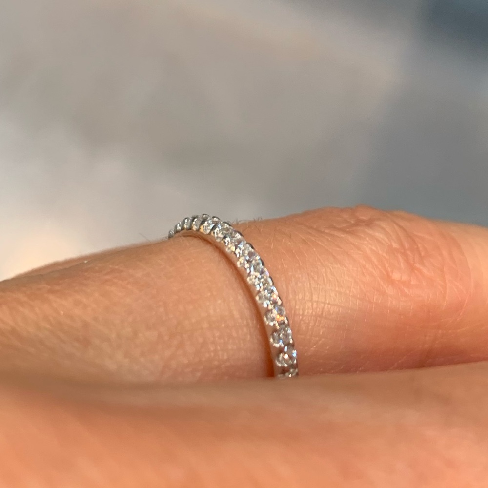 New 14k Solid White or Yellow Gold Wedding Band - Picture 14 of 15